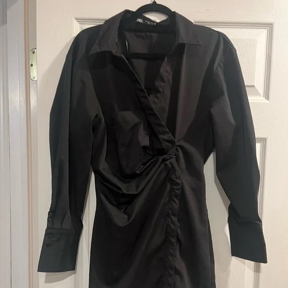 Black collar Zara dress - Picture 2 of 6